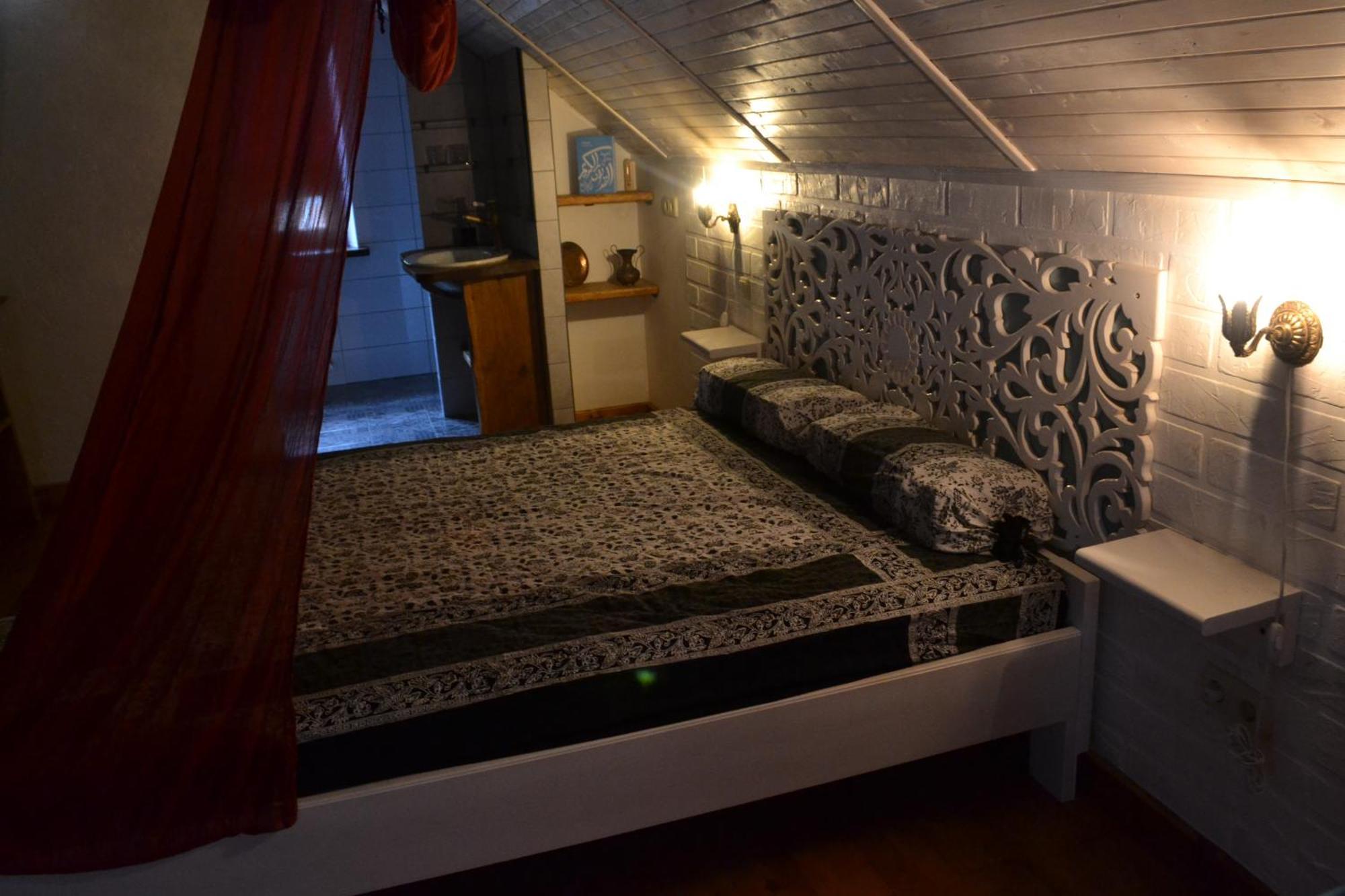 Romantic Guest House كاميانيتس - بوديلسكيي المظهر الخارجي الصورة